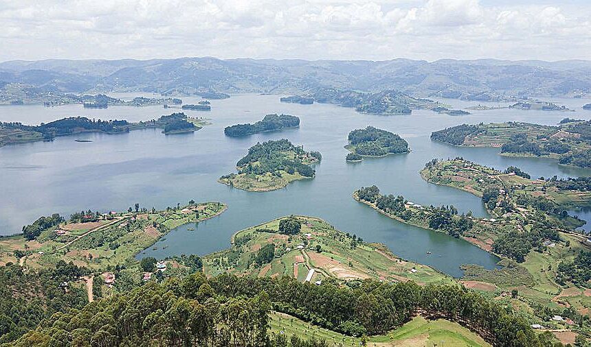 Fresh breathtaking at Lake Bunyonyi